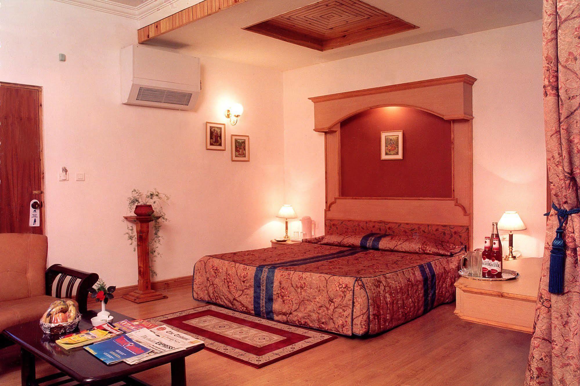 Hotel Manali Heights Manāli Exterior foto
