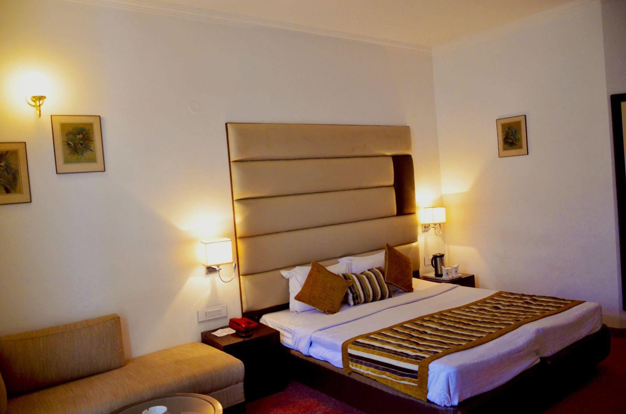 Hotel Manali Heights Manāli Exterior foto