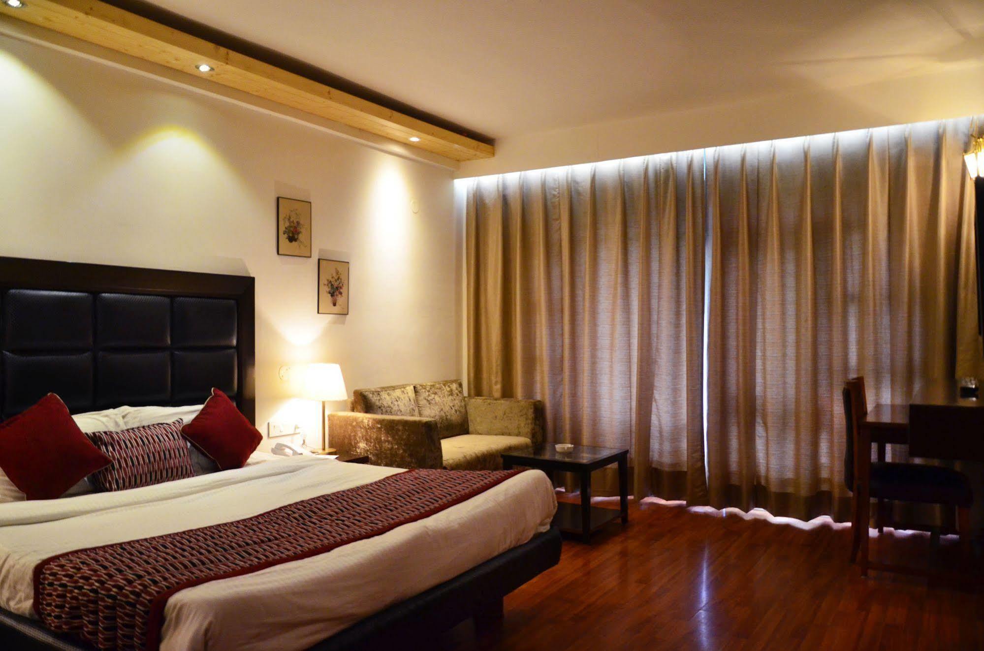Hotel Manali Heights Manāli Exterior foto